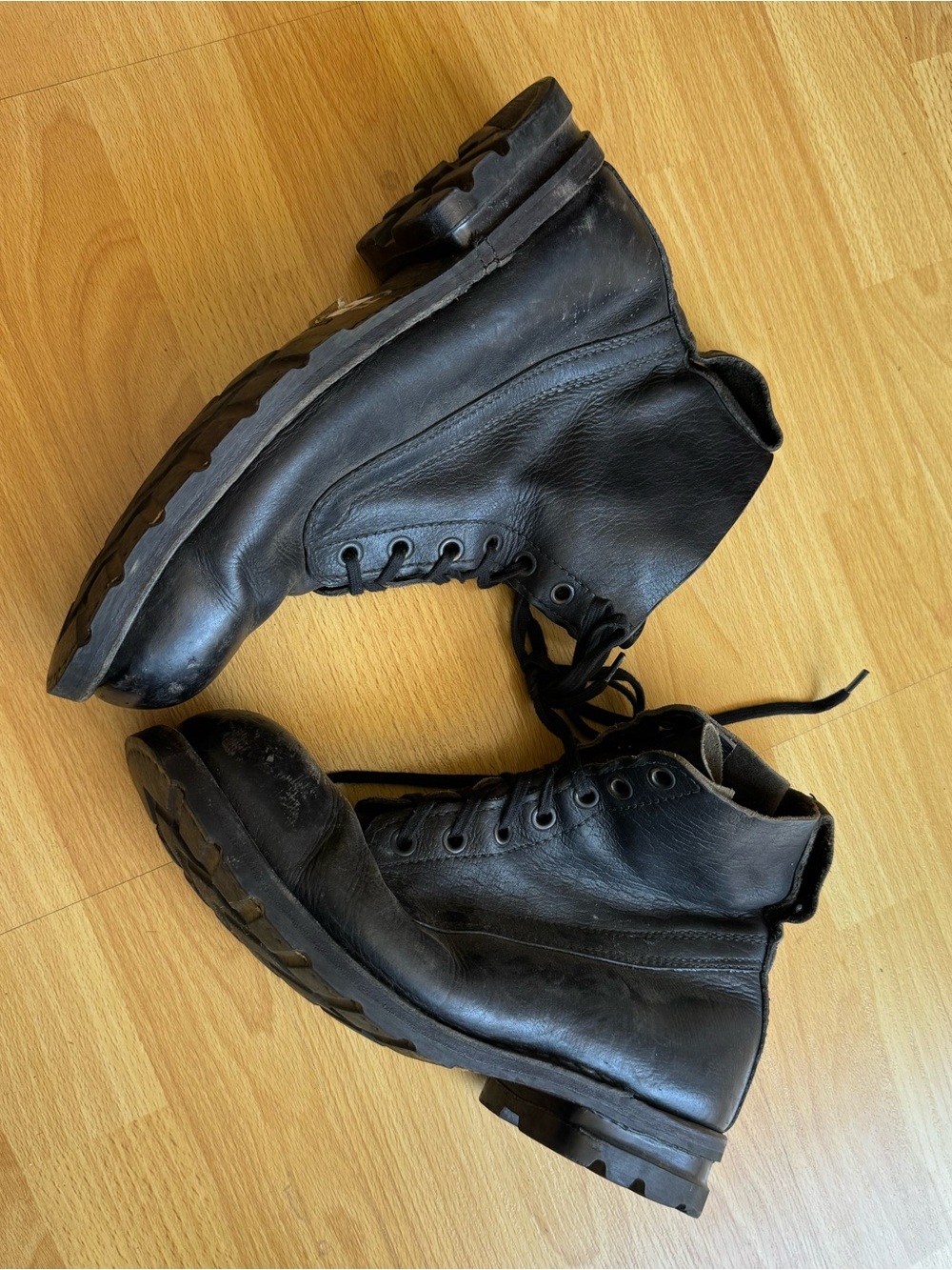 Vintage Tretorn black leather lace-up boots - Picture 2 of 6